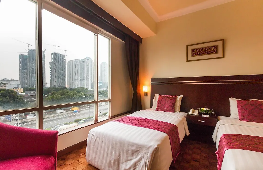 Twin Plaza Hotel-1