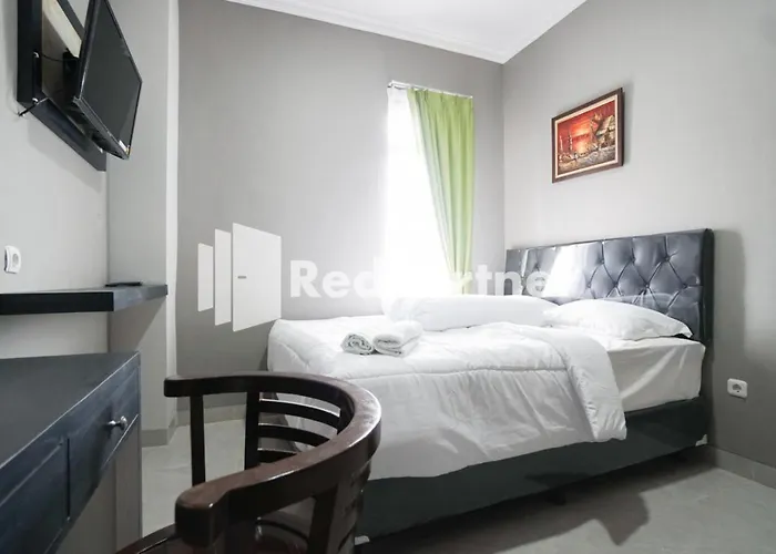 Roemah Tebet RedPartner Hotel Jakarta